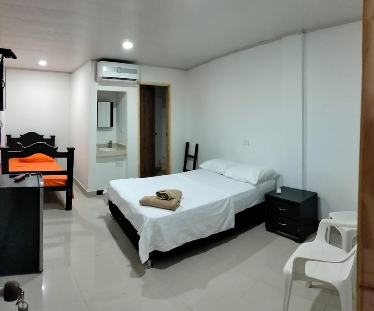 Apartamentos Y Habitaciones Alvaro Vaca San Andrés Esterno foto
