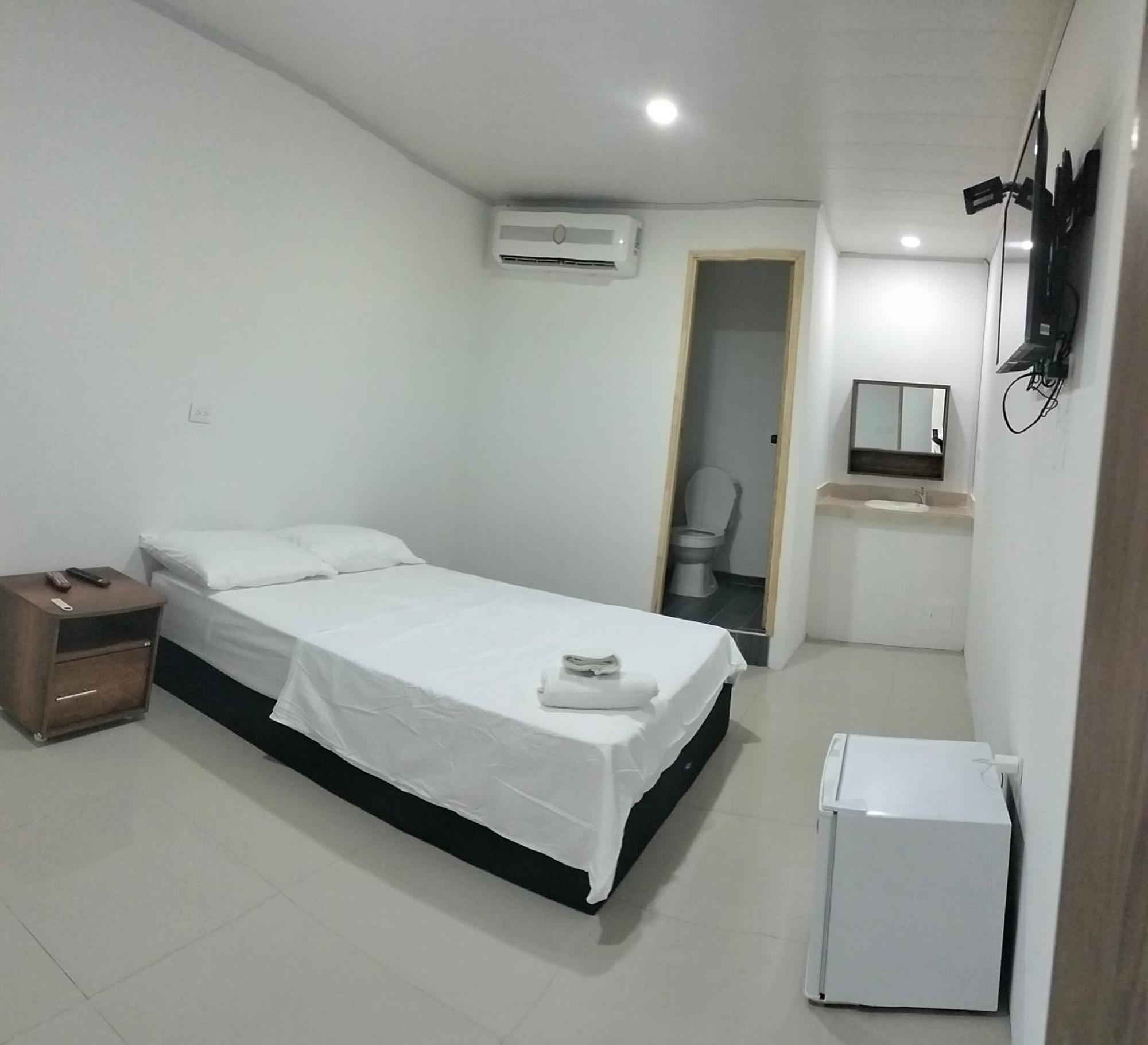 Apartamentos Y Habitaciones Alvaro Vaca San Andrés Esterno foto
